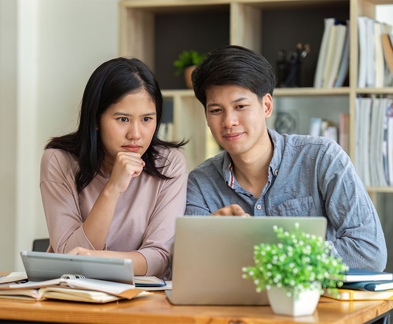 Solicitudes de desempleo disponibles en UI Online en chino y vietnamita